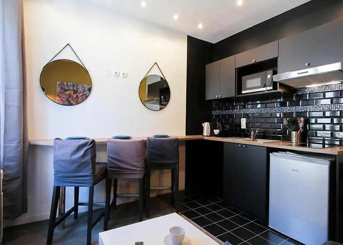 Le Grunge, T2 hypercentre chic et cosy, Wifi par SOVALFI